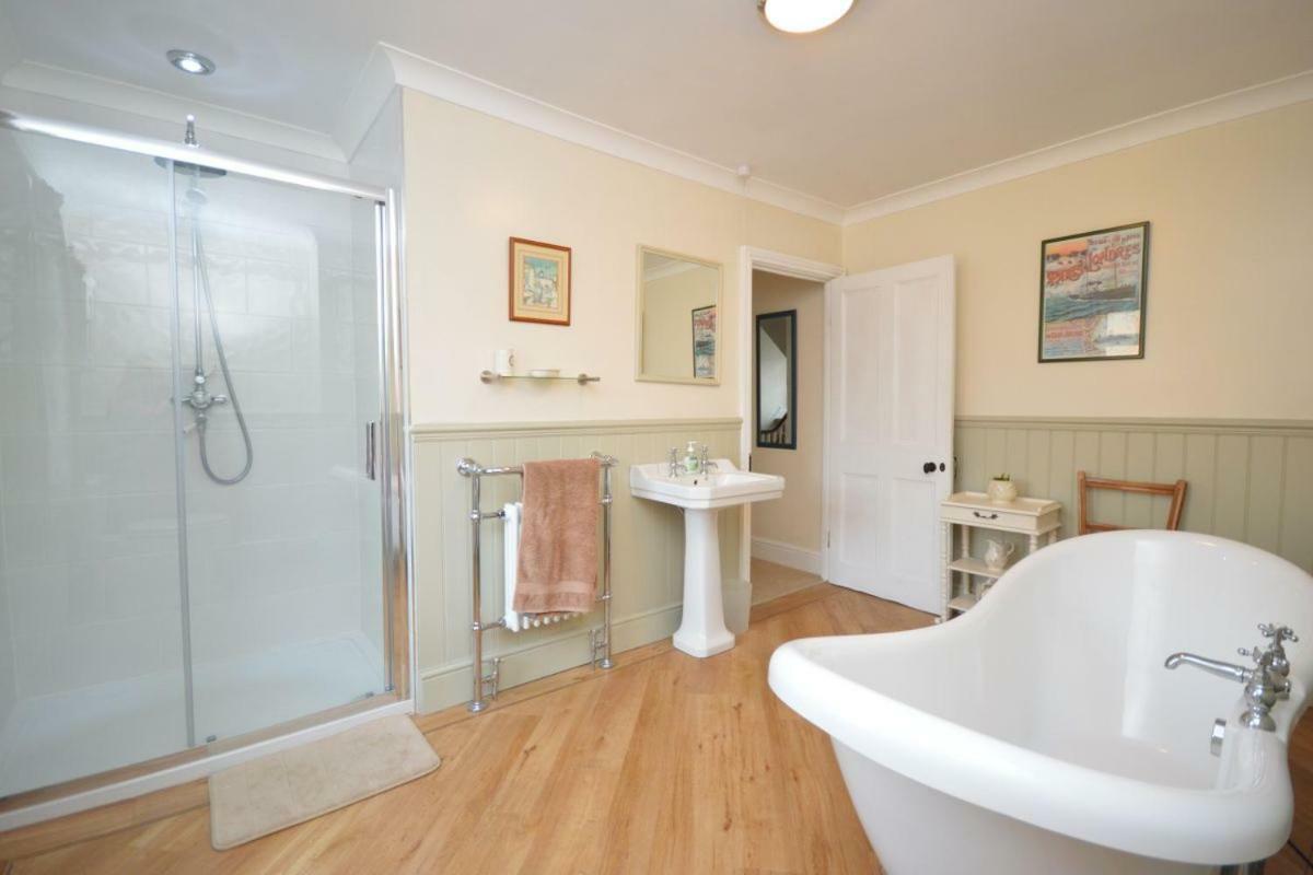 Villa Deerness Whitby Exterior foto